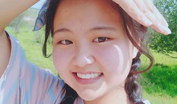 爱豆吃瓜娱乐酱是真的吗,爱豆吃瓜娱乐酱的真实性探究